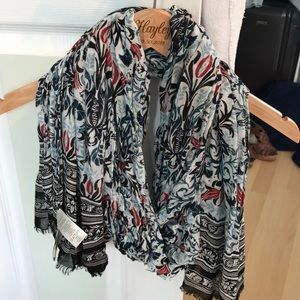 4/$20 Loft floral damask print scarf